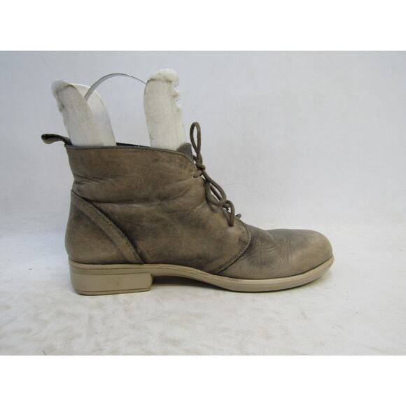NAOT Size 39 EUR Distressed Beige Leather Lace Up Ankle Fashion Boots Bootie - Picture 4 of 11